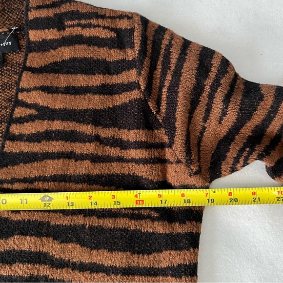Fortune + IVY Brown and Black Zebra Print Pocketed Cardigan NWOT Small - Picture 6 of 7